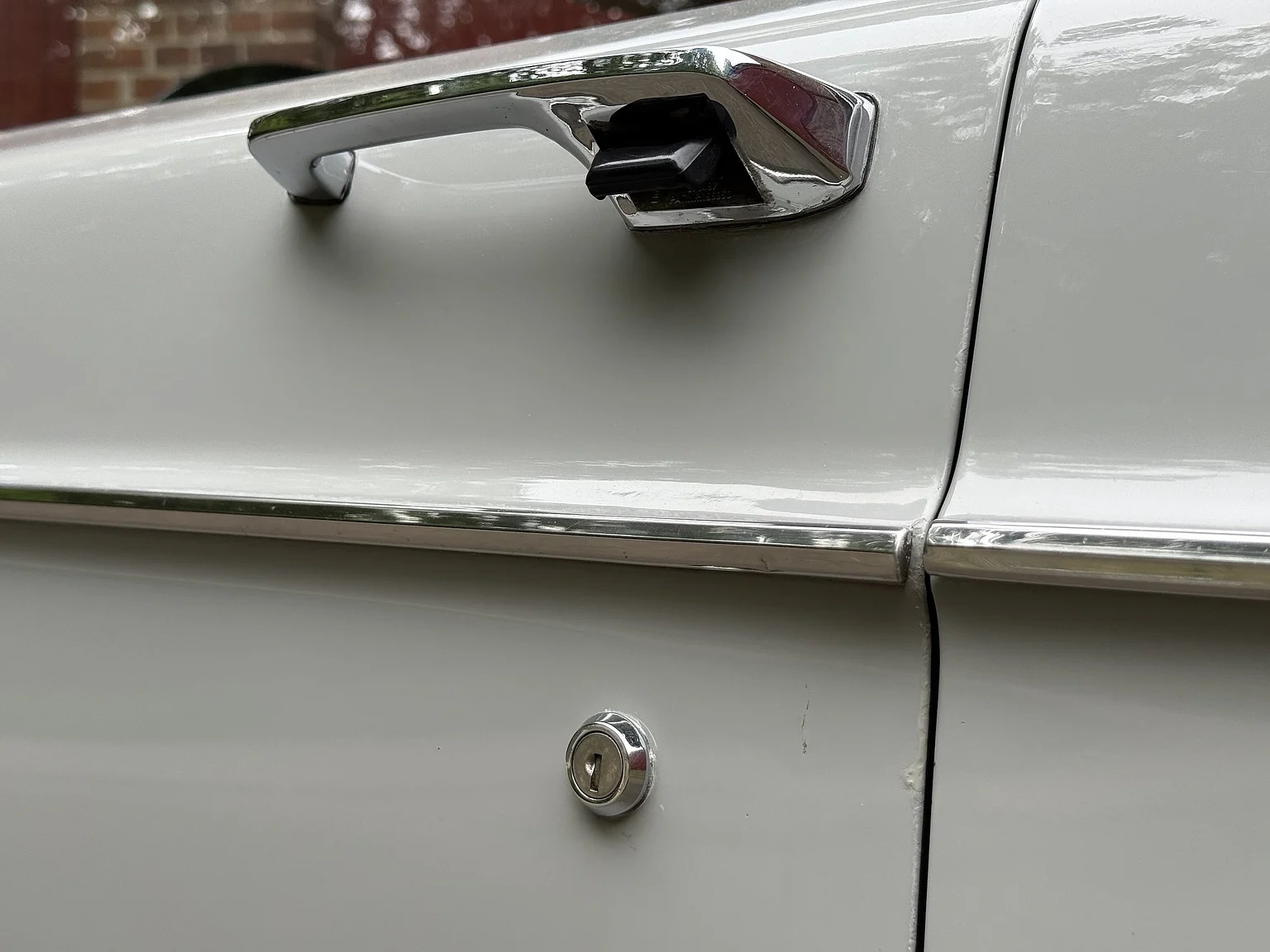 Exterior image of 1970 Volvo 142 2.0 Automatic (38)