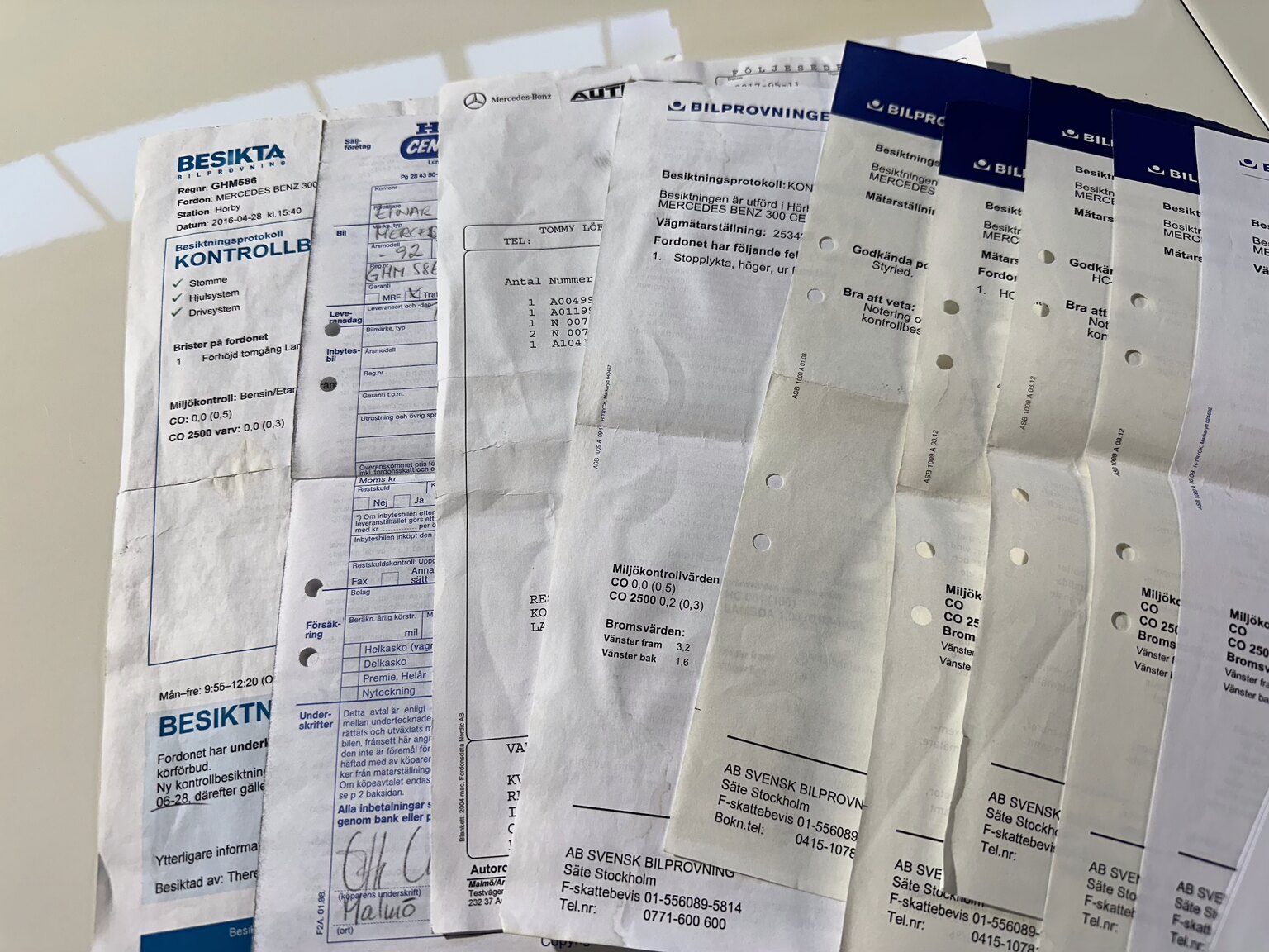 Documentation for 1992 Mercedes-Benz 300 CE-24
