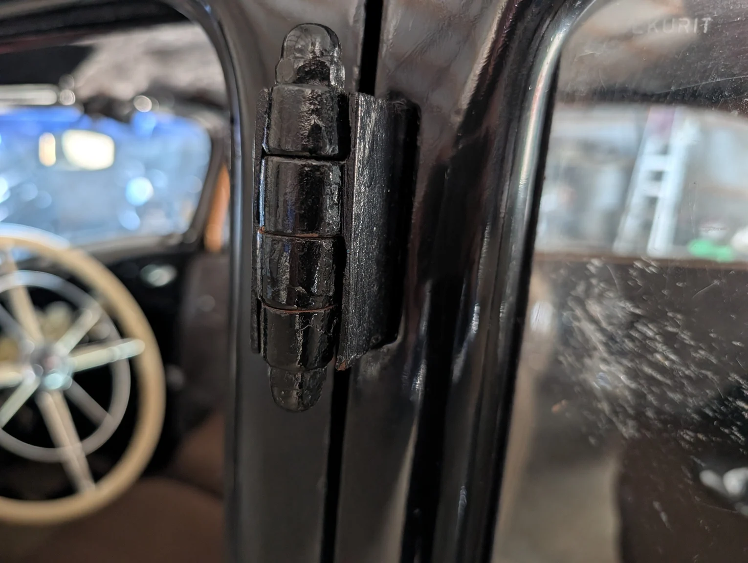 Exteriörbild på 1938 Mercedes-Benz 170 V  Sedan (30)