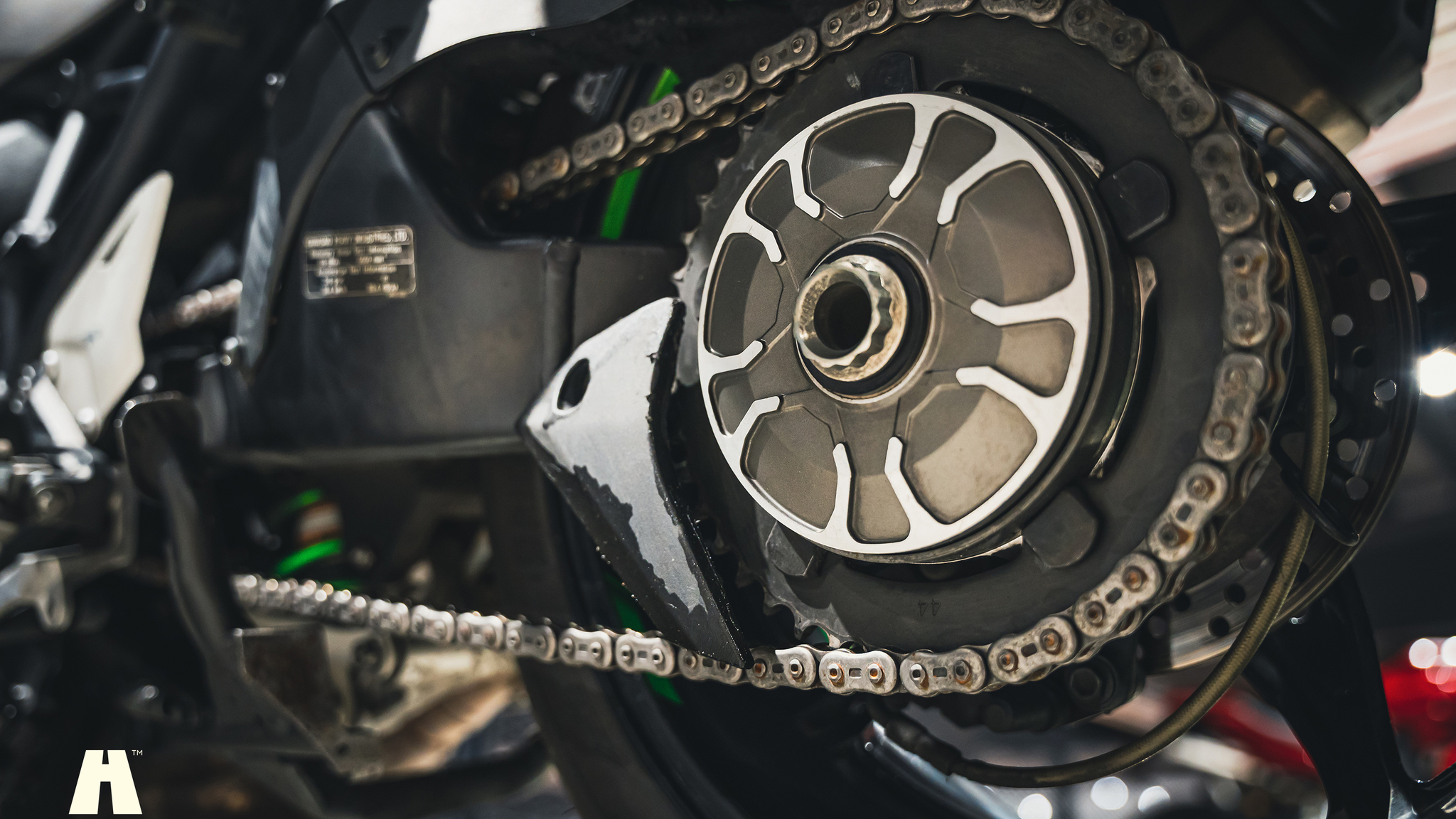 Image of 2019 Kawasaki Ninja H2 SX mechanics