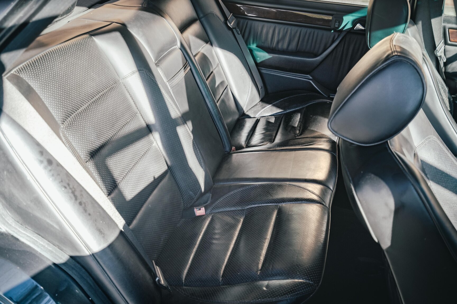 Interiörbild 1991 Mercedes-Benz 300E-24 (22)