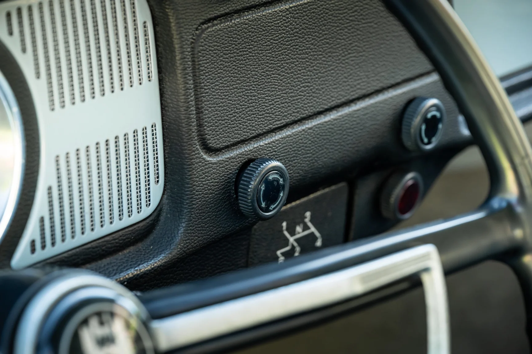 Interiörbild 1968 Volkswagen 1300 Type 11 (9)