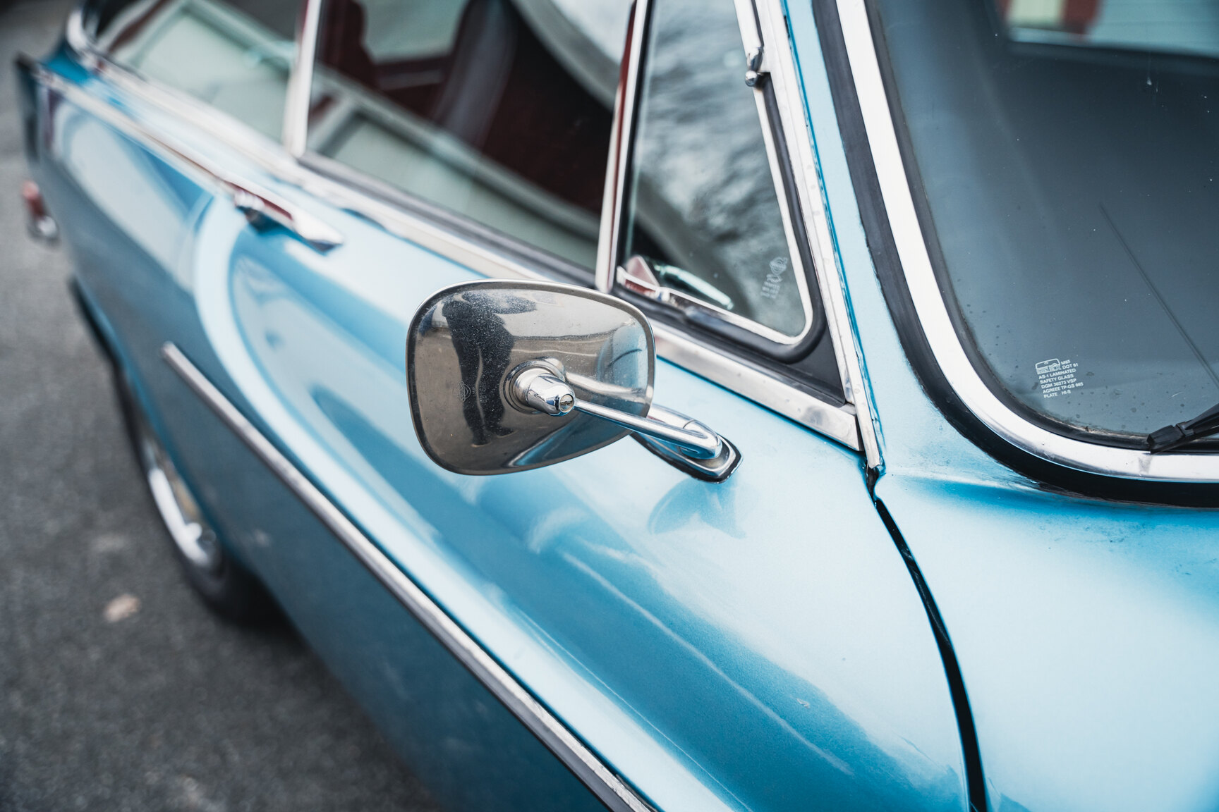 Exterior image of 1972 Volvo 1800 ES