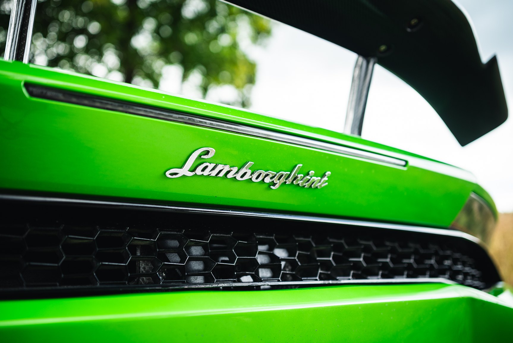 Exterior image of 2016 Lamborghini Huracan LP-610-4