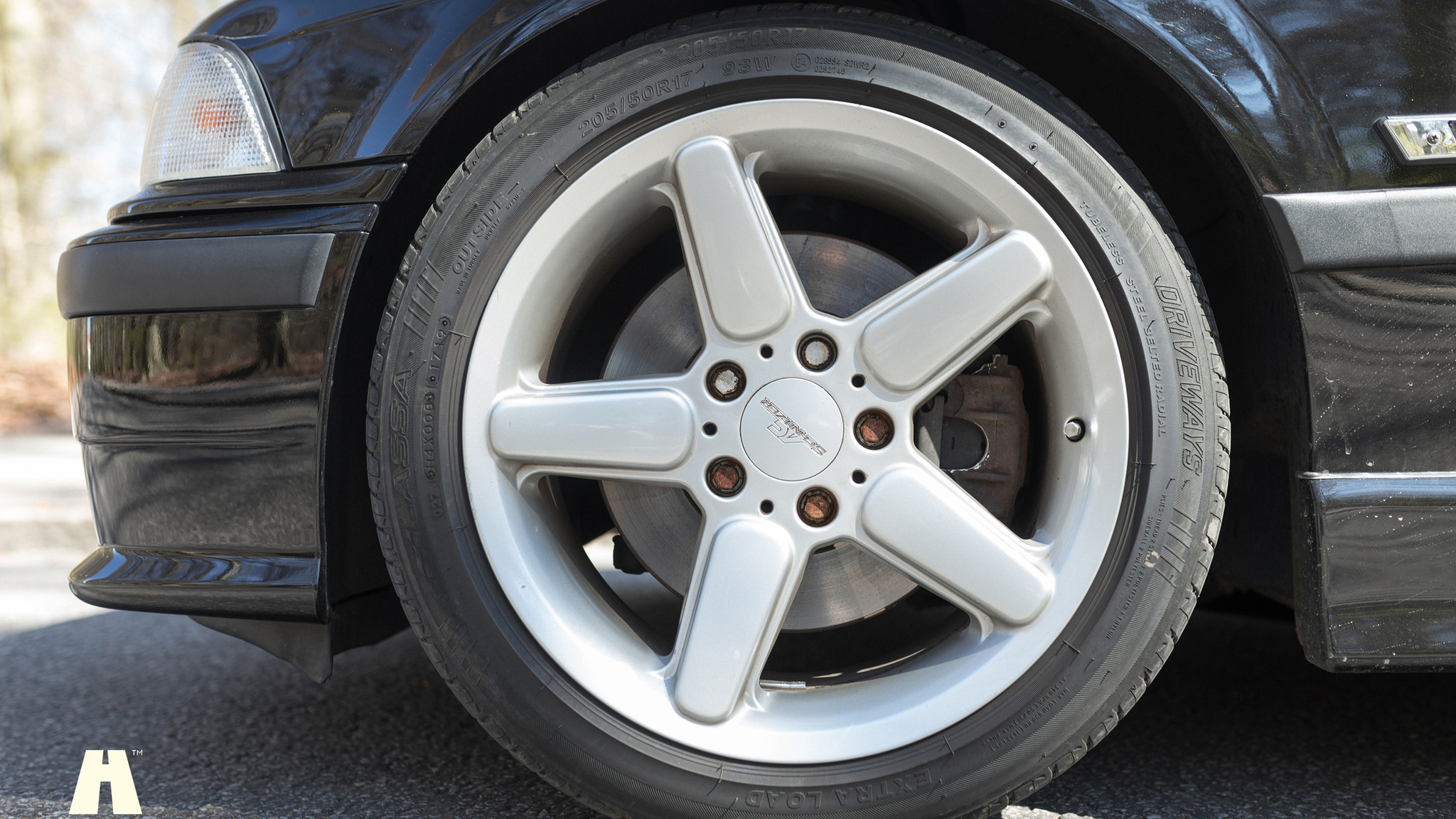 Exterior image of 1996 BMW M3 3.2 Cabriolet (33)