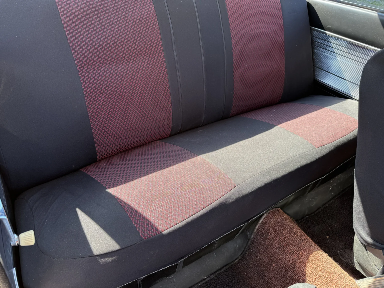Interior image of 1961 Ford Falcon Tudor Sedan (17)