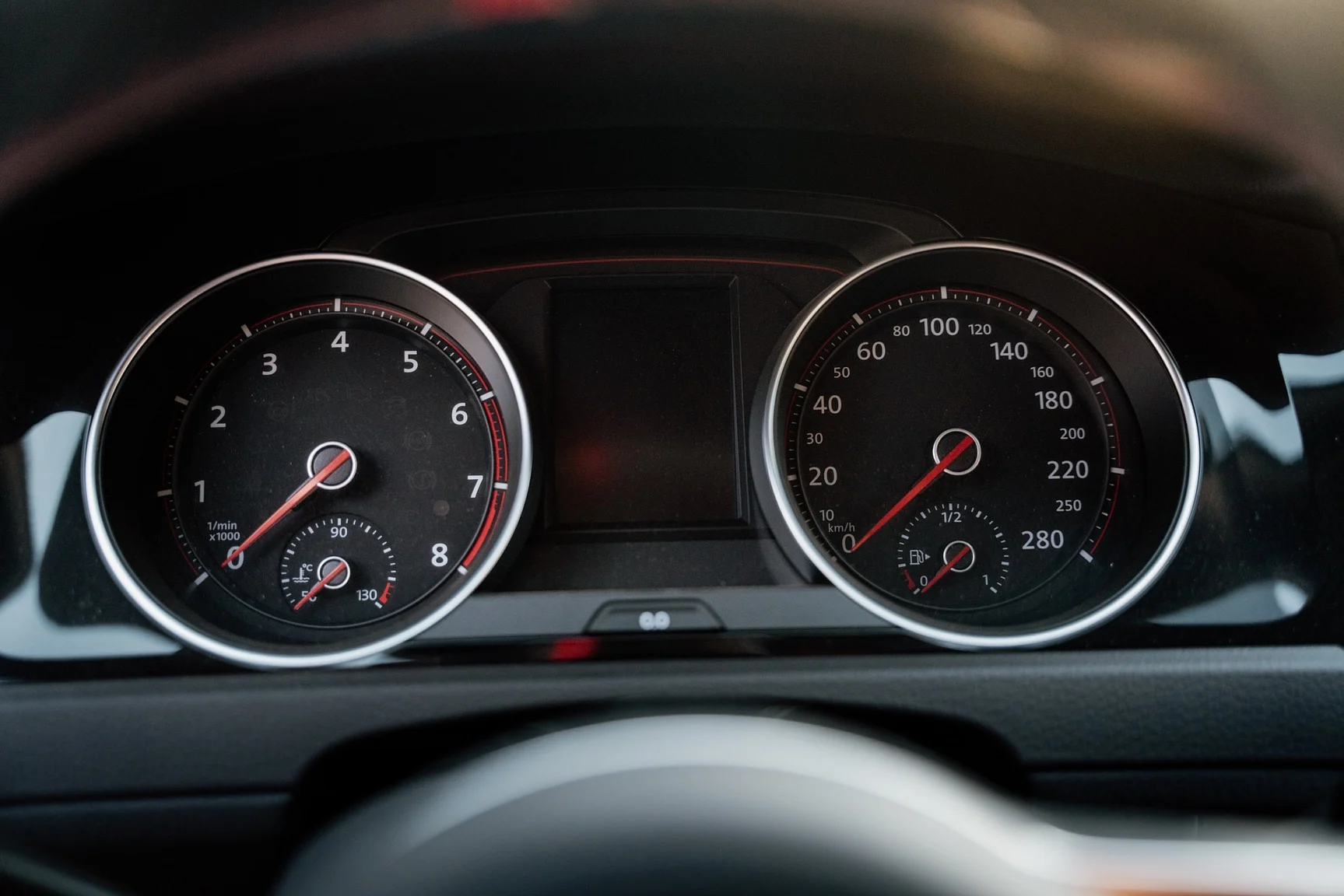 Interior image of 2016 Volkswagen Golf GTi Clubsport S - no. 291/400 (12)