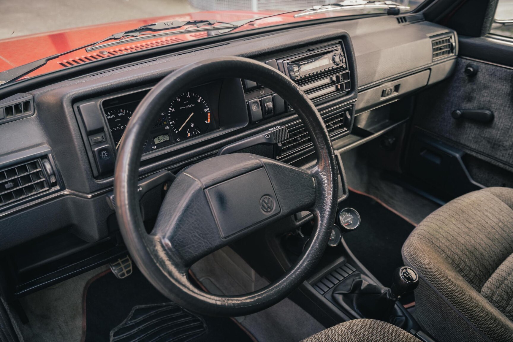 Innenraumfoto von 1988 Volkswagen Golf CL (11)