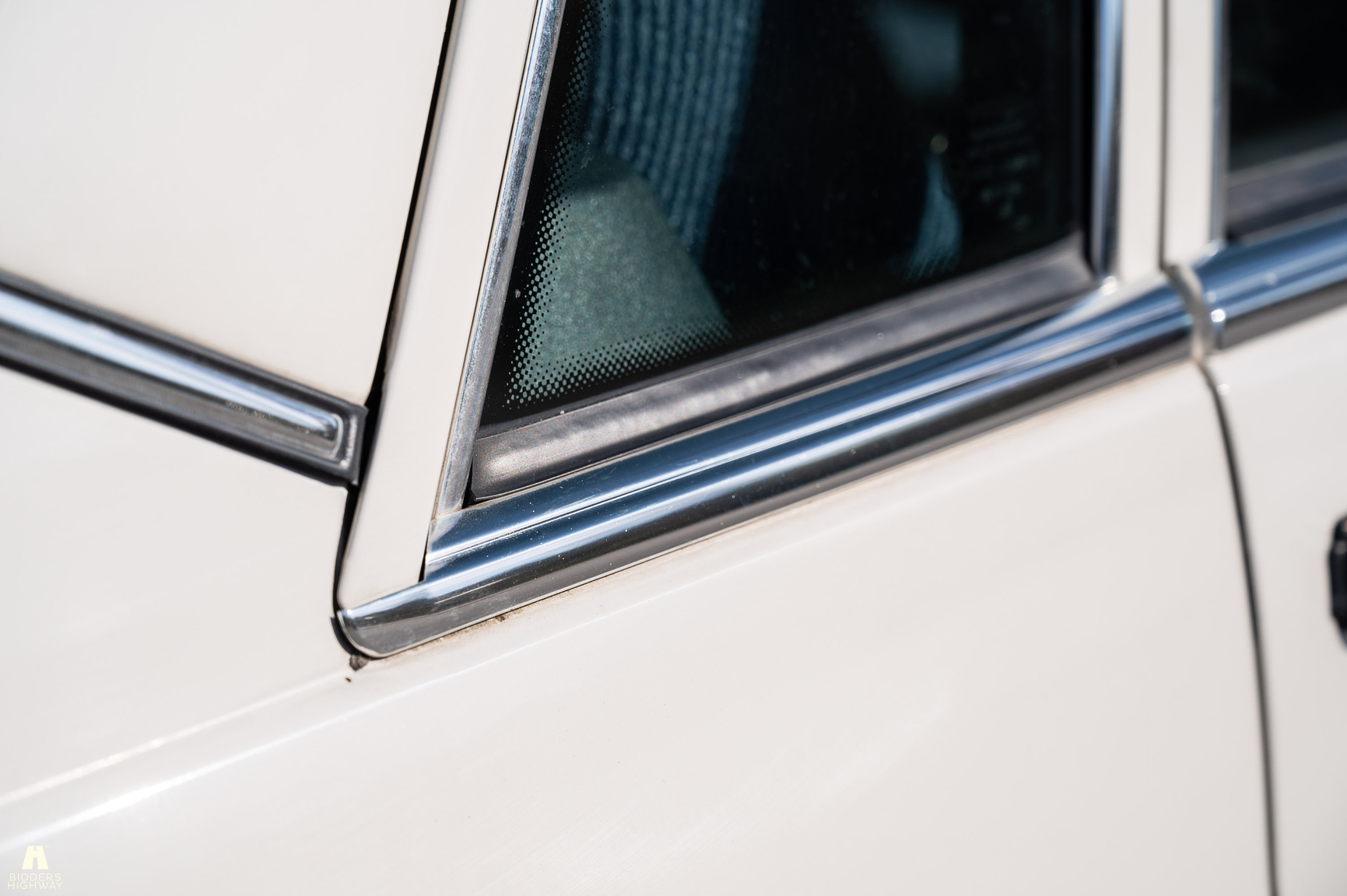 Exteriörbild på 1988 Volvo 740 GL (70)