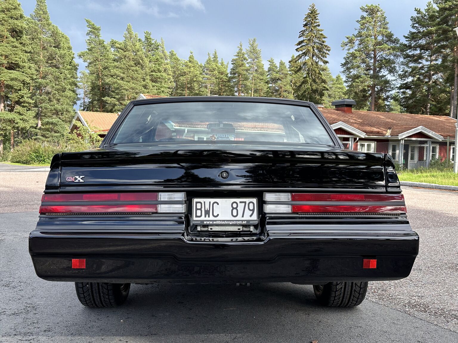 Exterior image of 1987 Buick Grand National "GNX" (8)