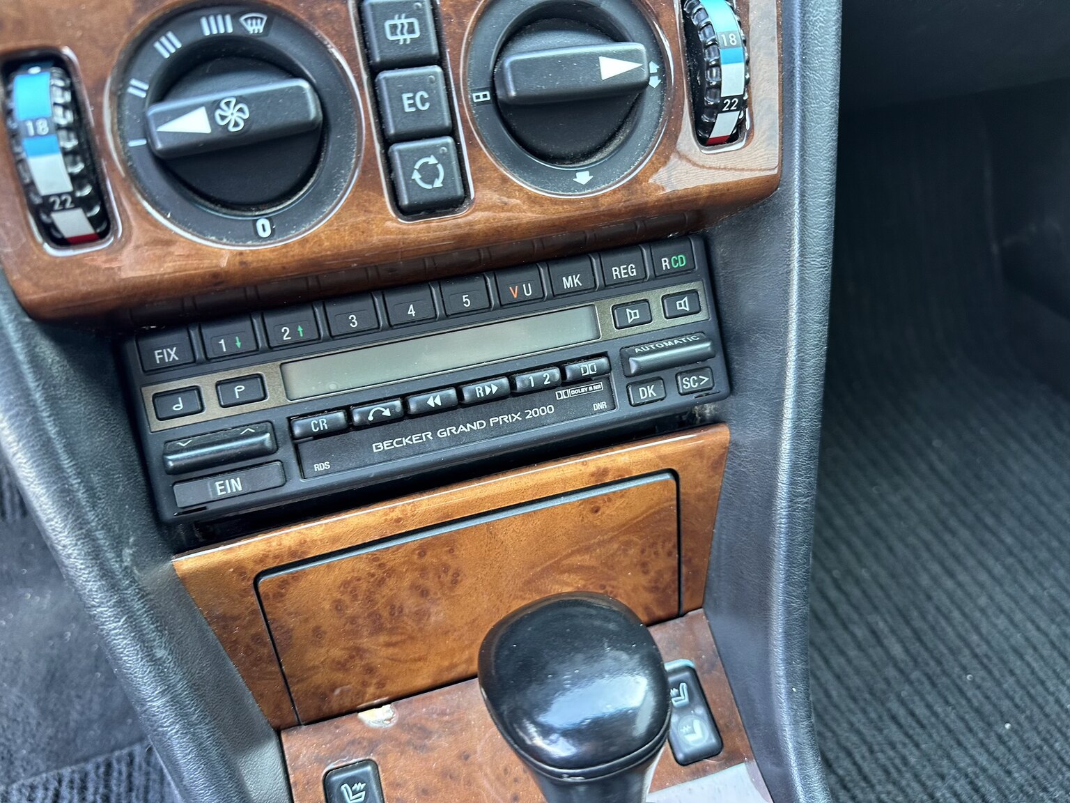 Interiörbild 1992 Mercedes-Benz 300 CE-24