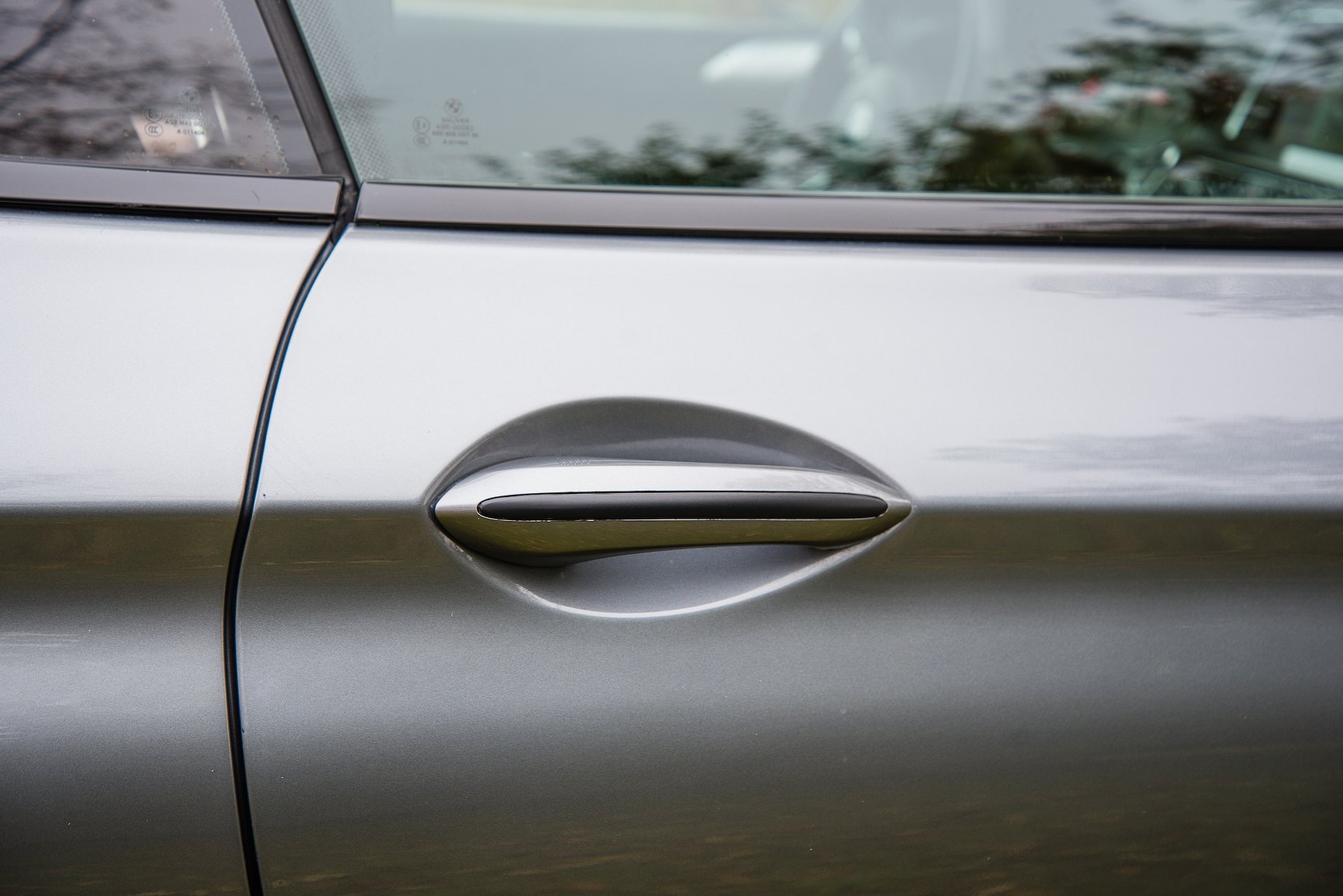 Exterior image of 2014 BMW M6C