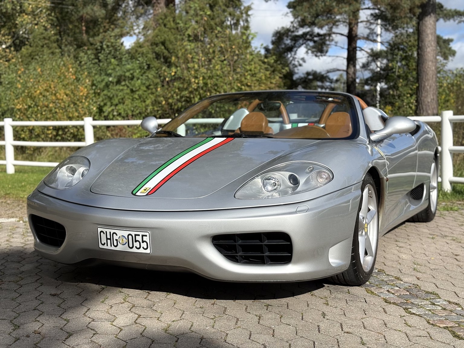 Exteriörbild på 2001 Ferrari 360 Spider