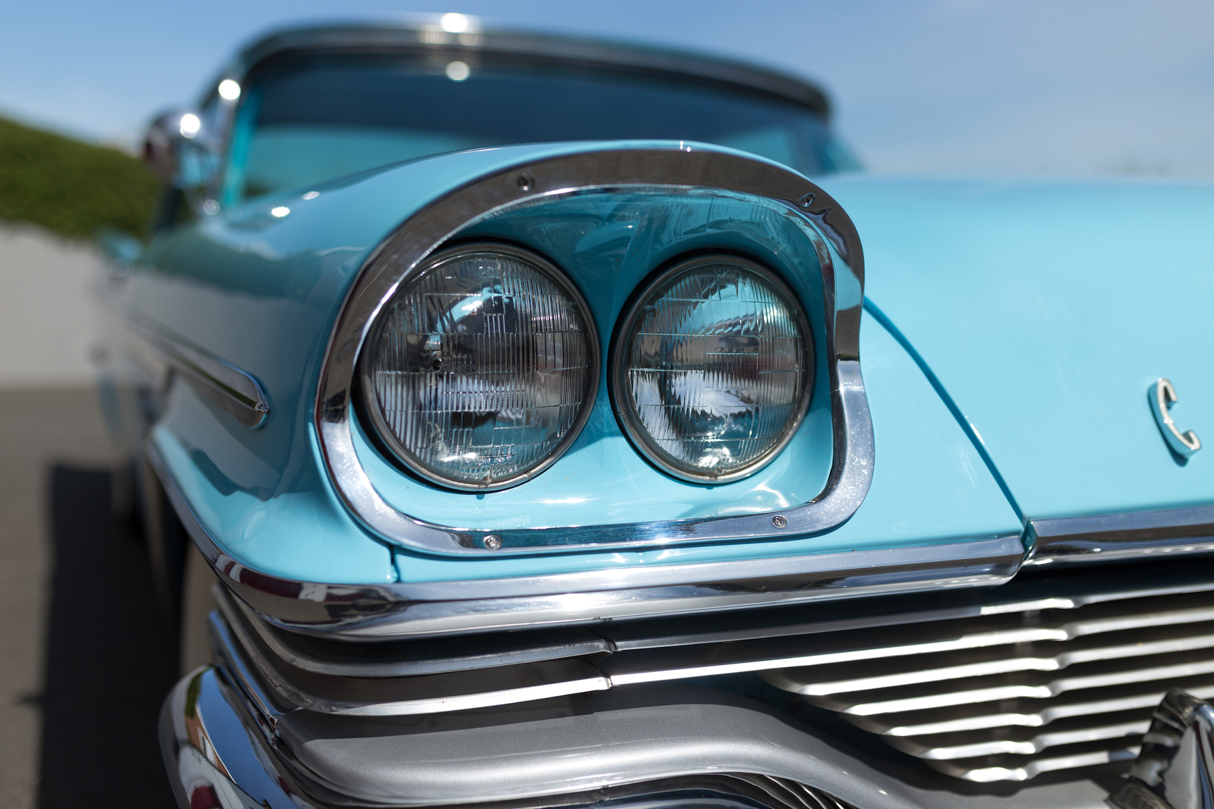 Exteriörbild på 1957 Chrysler New Yorker