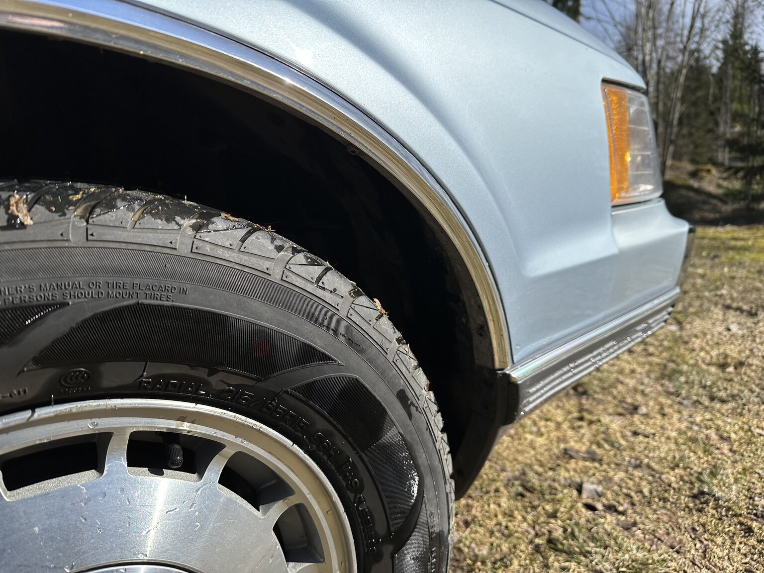Exteriörbild på 1987 Lincoln Mark VII LSC