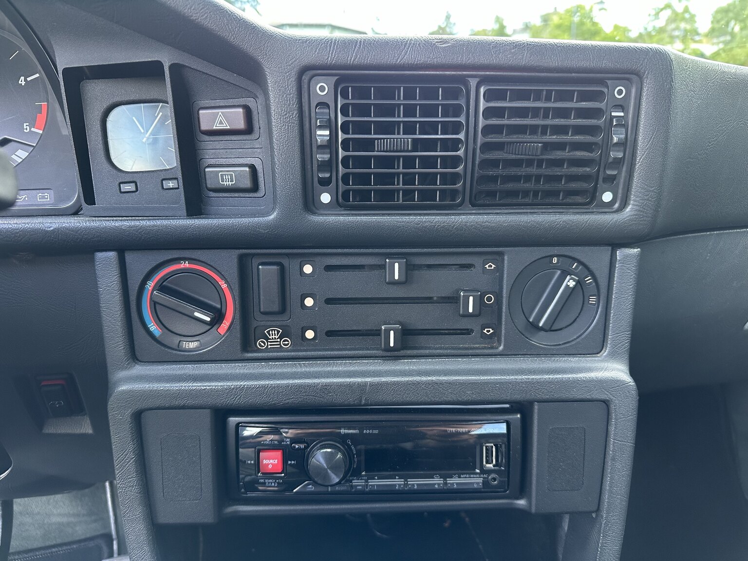 Interiörbild 1985 BMW 525E