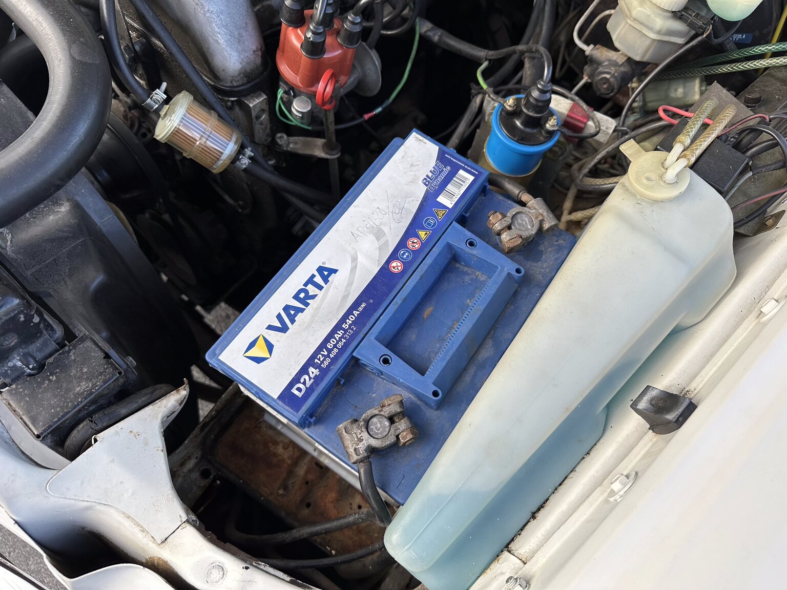 Image of 1975 Mercedes Benz 200 mechanics