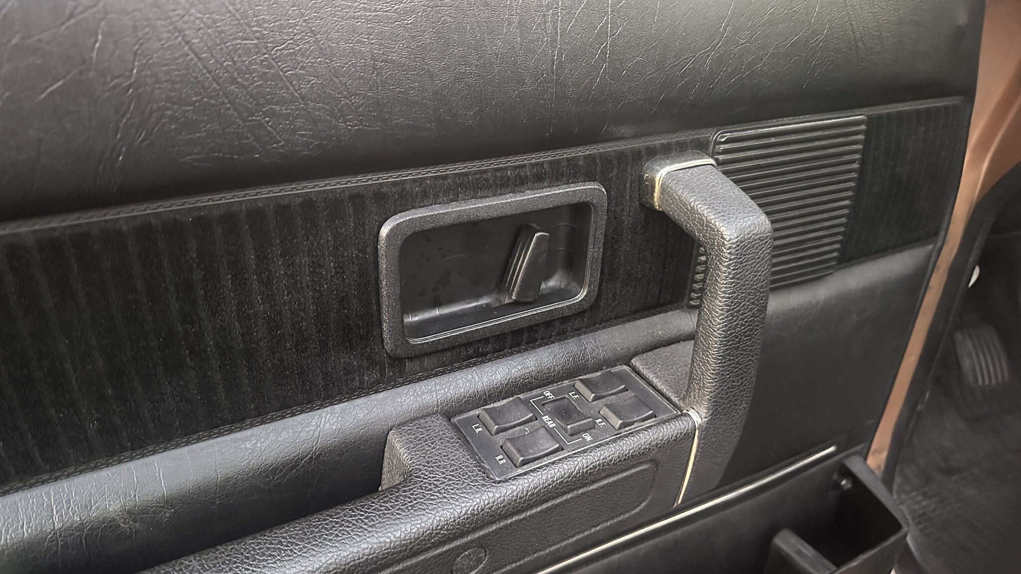 Interiörbild 1981 Volvo 244 GLE D6