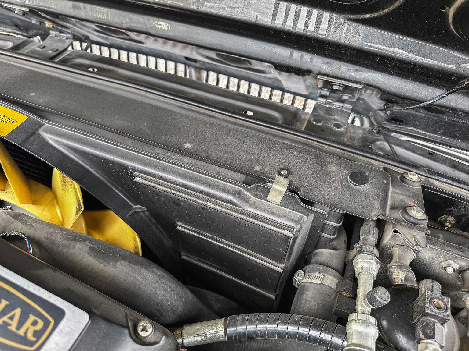 Image of 1988 Jaguar XJ Sovereign mechanics