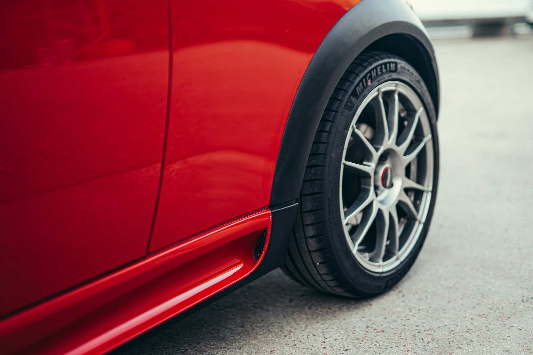 Exterior image of 2006 Mini Cooper John Cooper Works