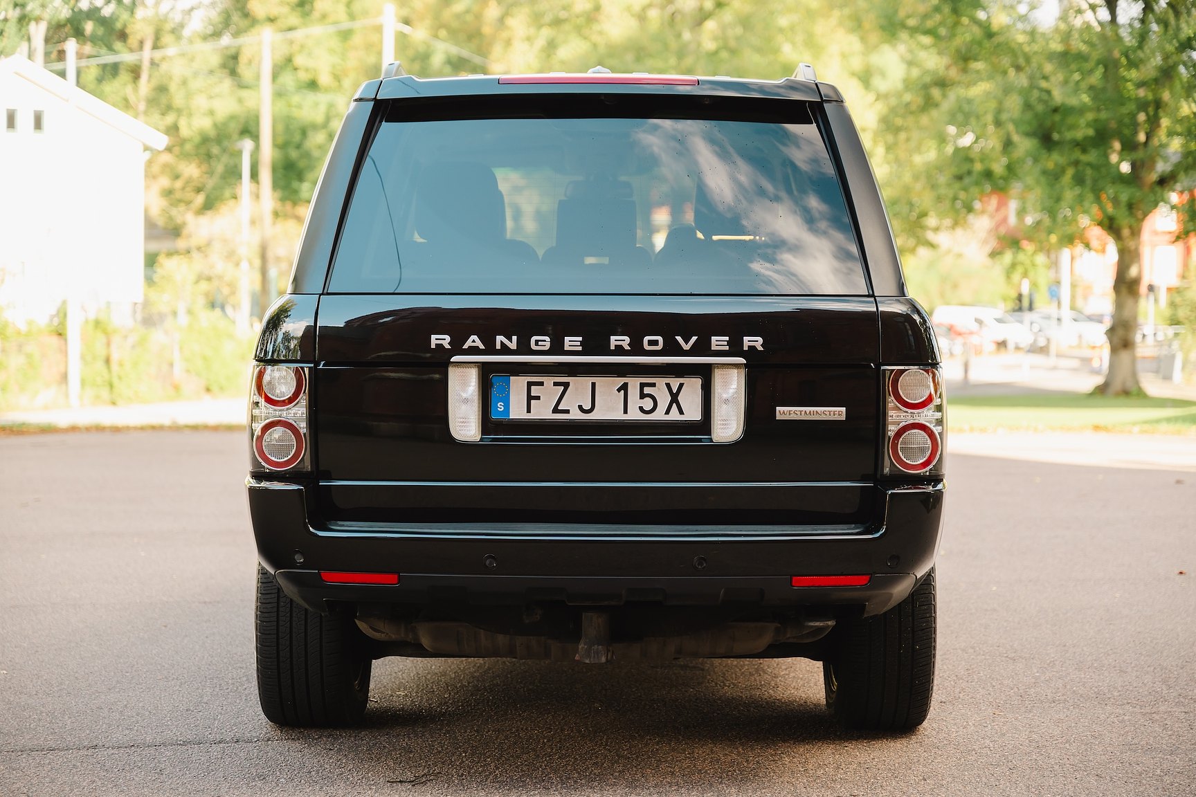 Exterior image of 2012 Range Rover 4.4 TDV8 Westminster 