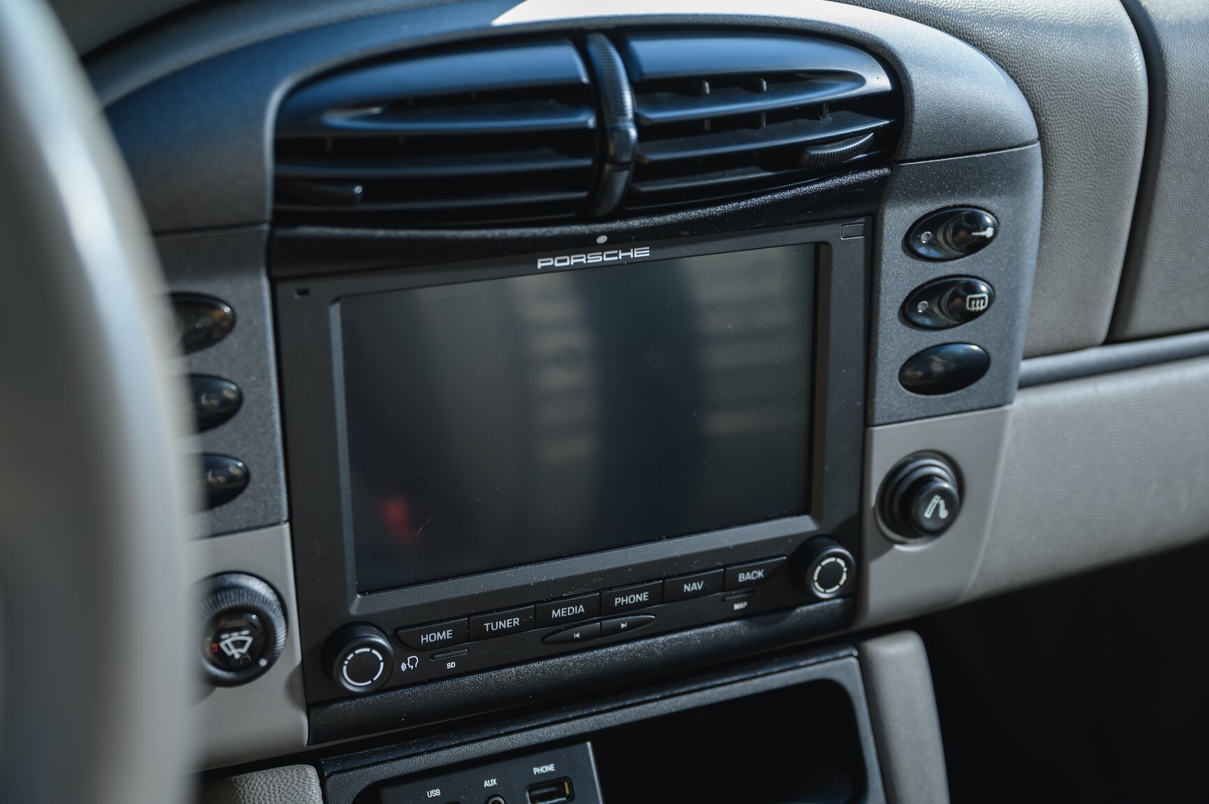 Interiörbild 1998 Porsche 911 Carrera Tiptronic (8)