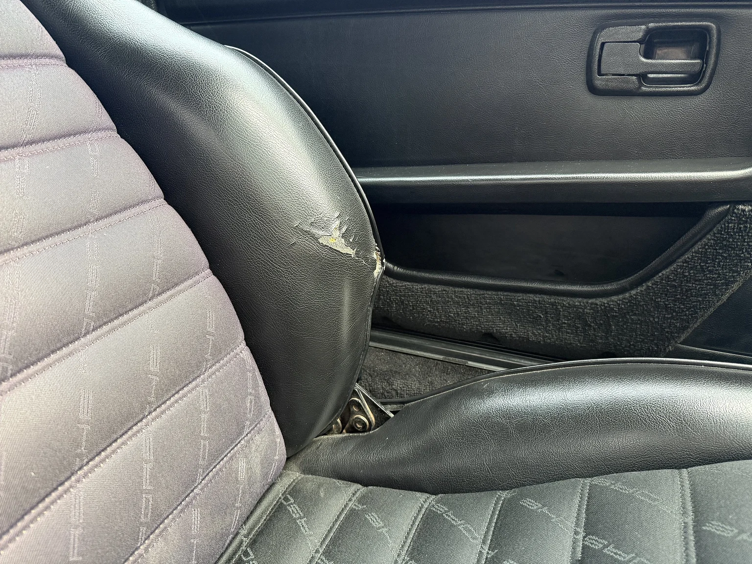 Interiörbild 1984 Porsche 944 Targa (42)