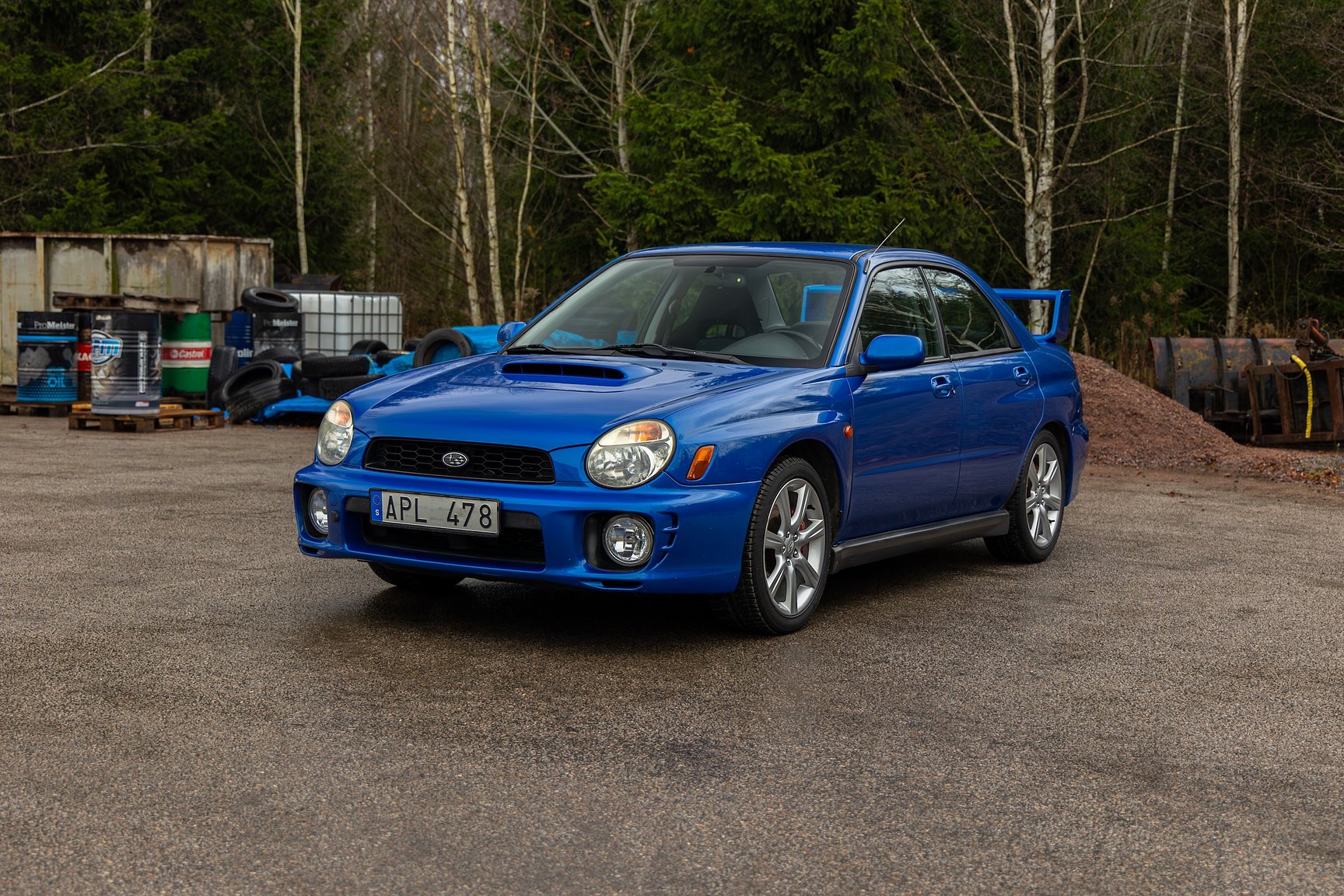 Exteriörbild på 2001 Subaru Impreza 2.0 WRX Turbo 4WD