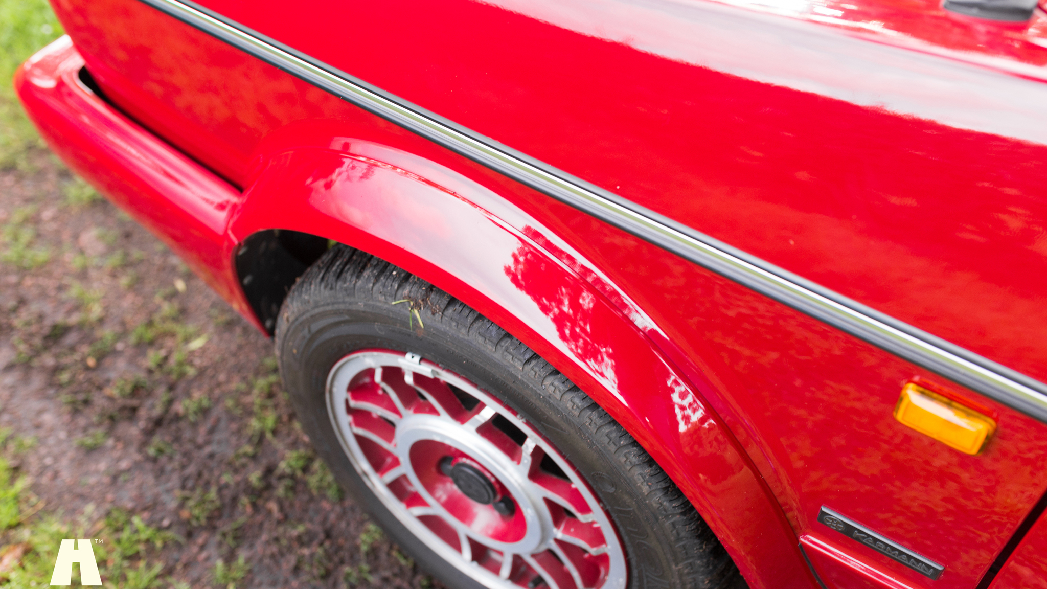 Exterior image of 1988 Volkswagen Golf GTI Cabriolet