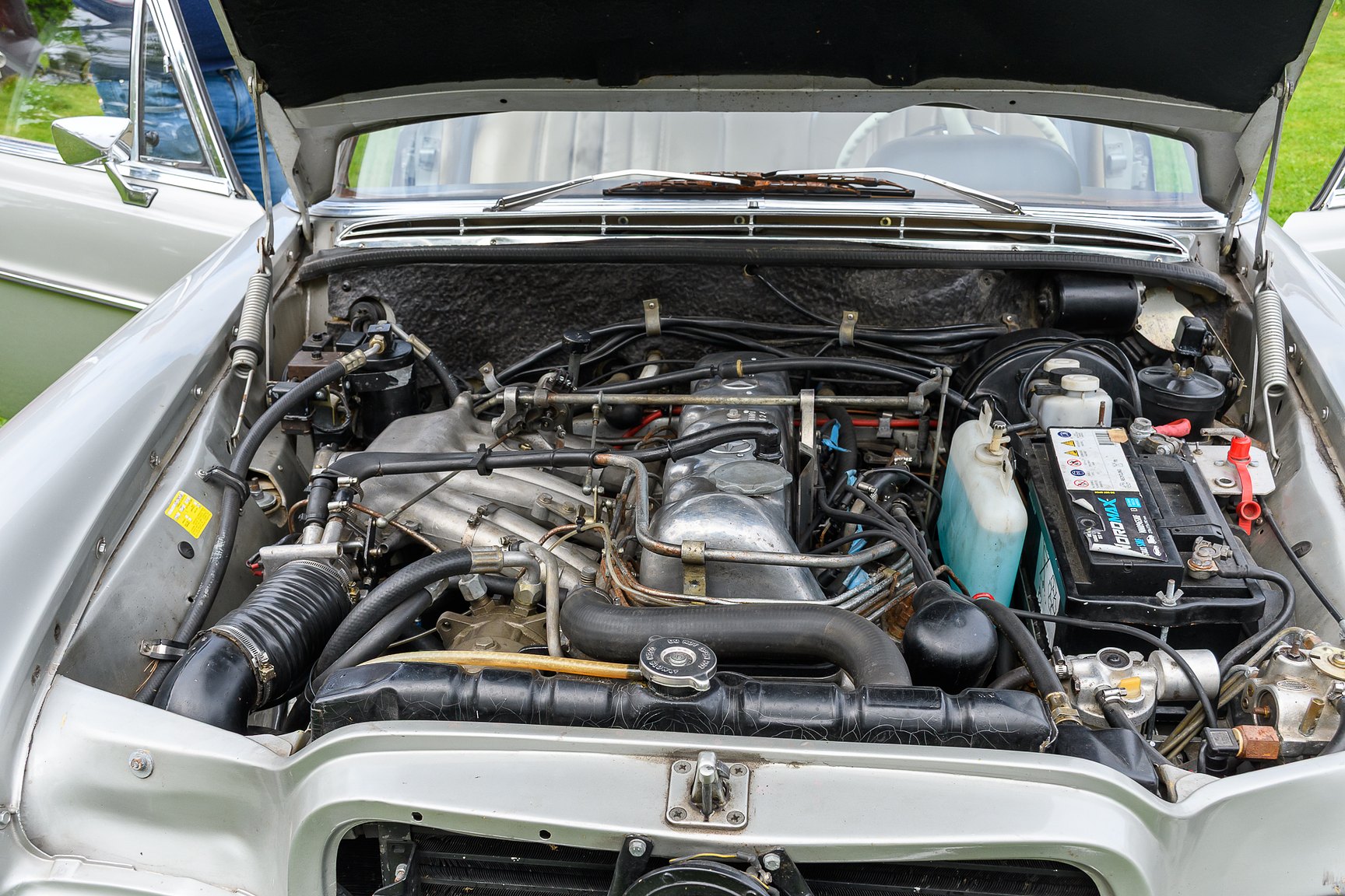 Image of 1969 Mercedes-Benz 300 SEL mechanics