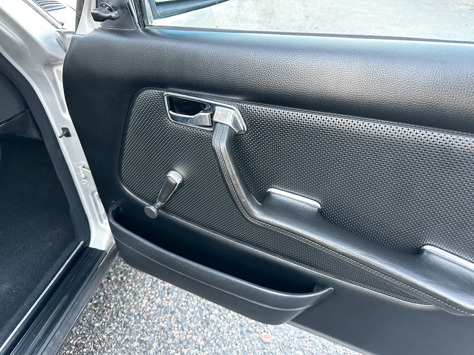 Interior image of 1978 Mercedes-Benz 250