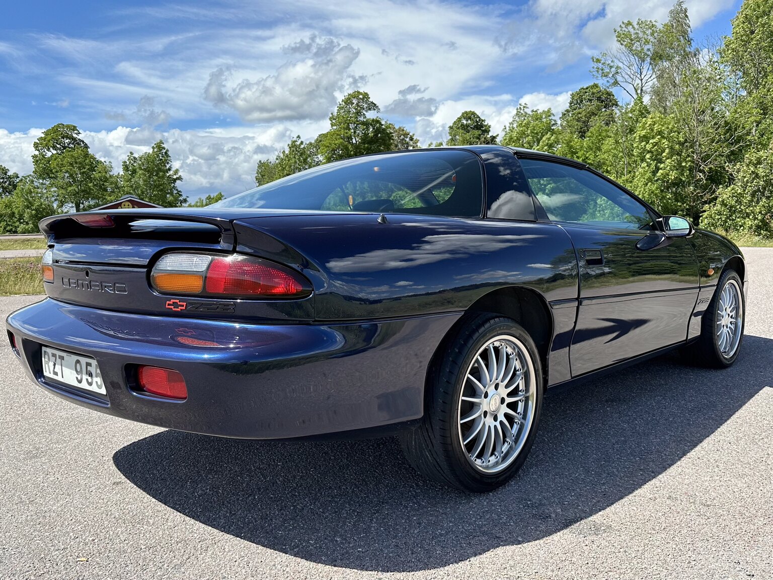 Exteriörbild på 1999 Chevrolet Camaro Z28