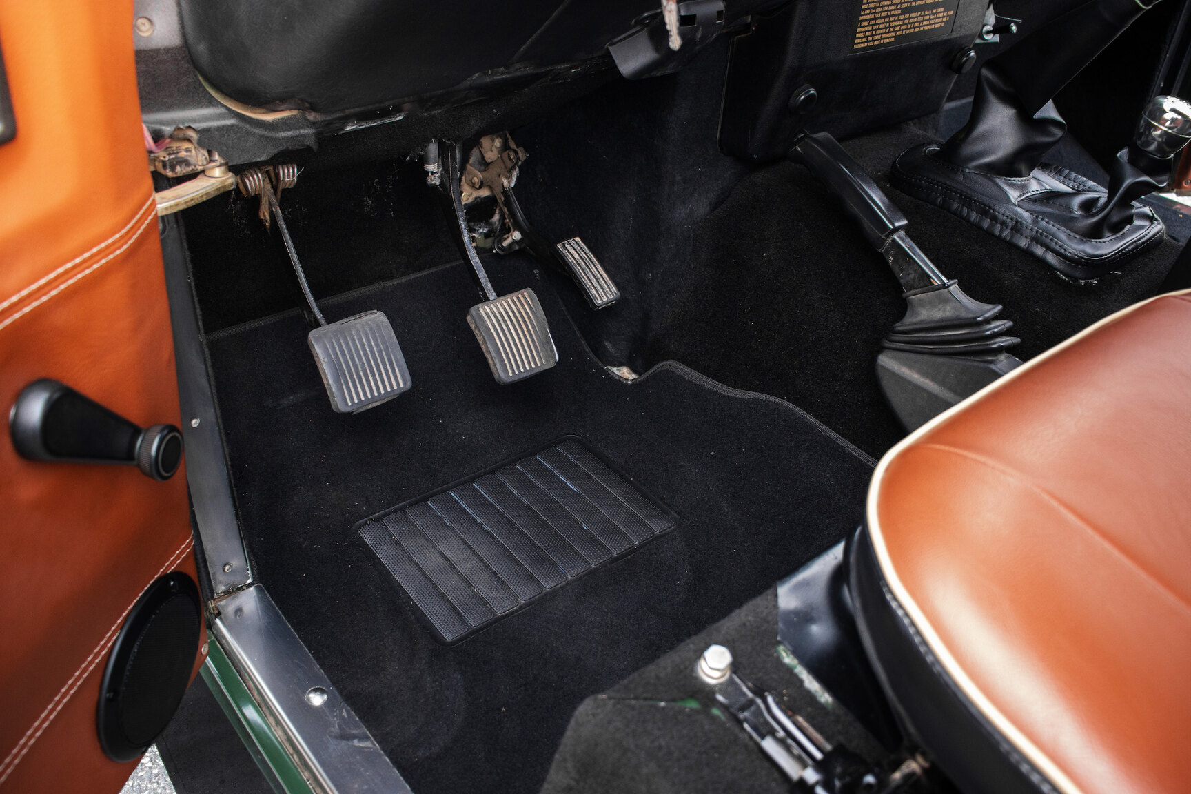 Innenraumfoto von 1996 Land Rover Defender 90 300TDi (19)