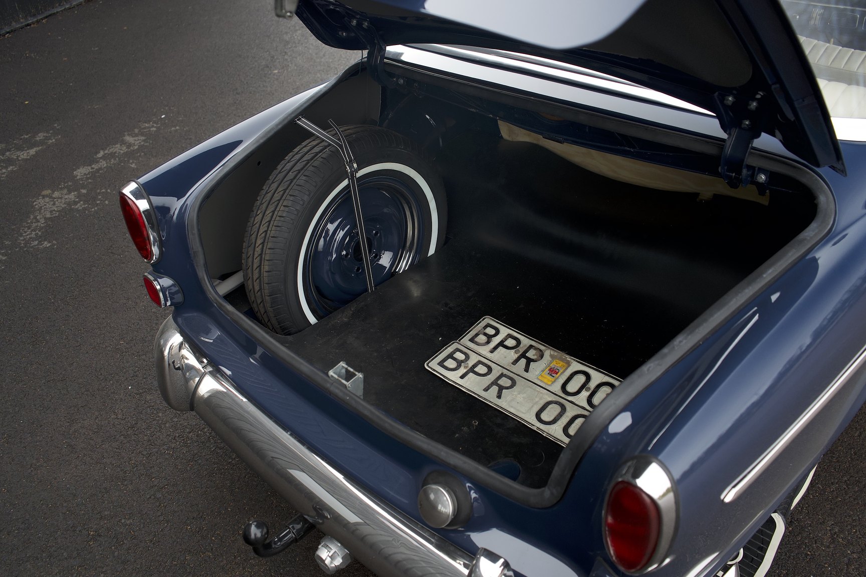 Interior image of 1959 Volvo Amazon