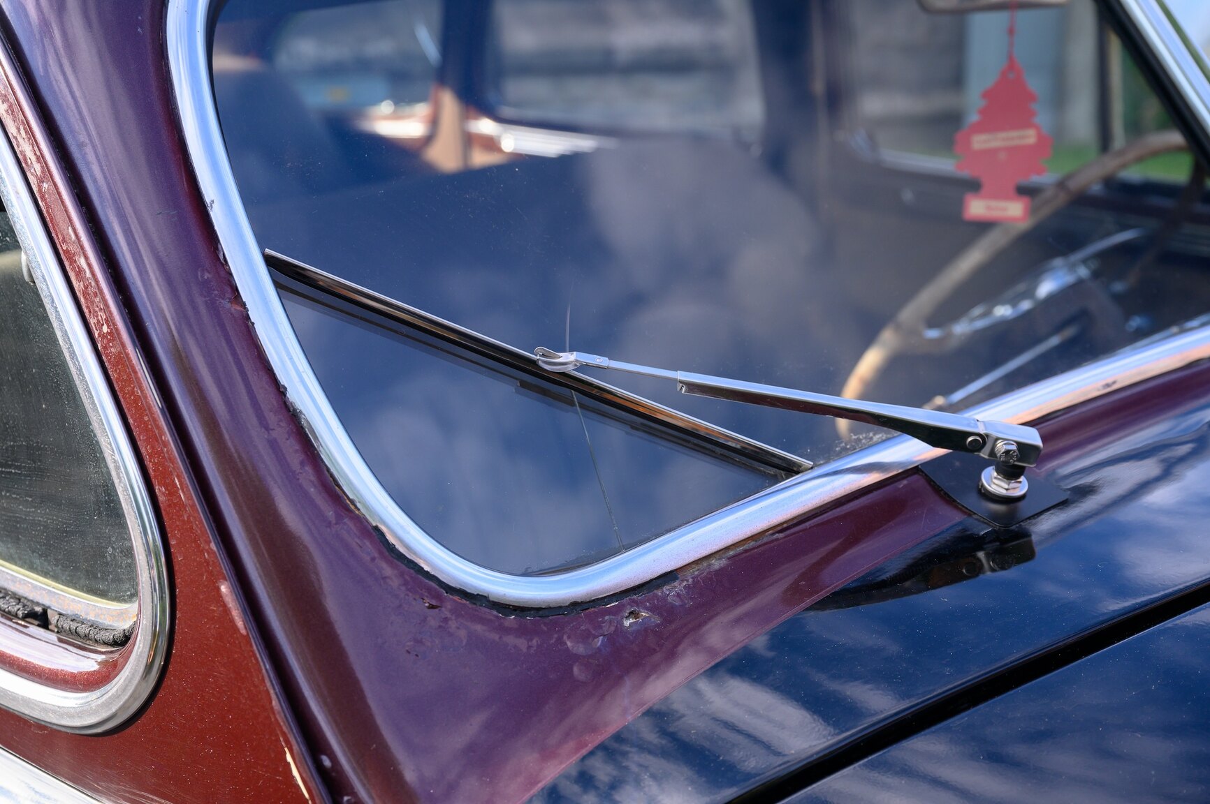 Exterior image of 1941 Cadillac Model Sixty-One Fastback (80)