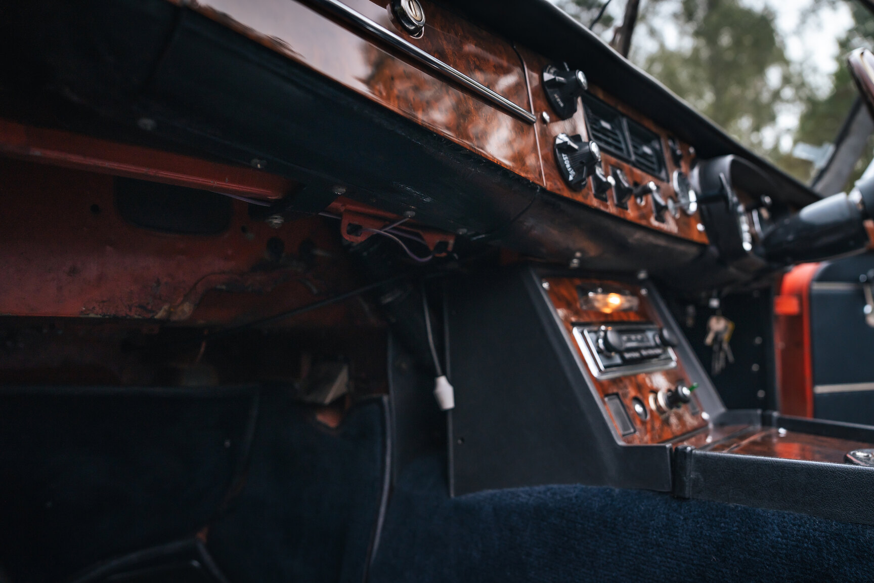 Innenraumfoto von 1973 MG MGB Roadster (38)