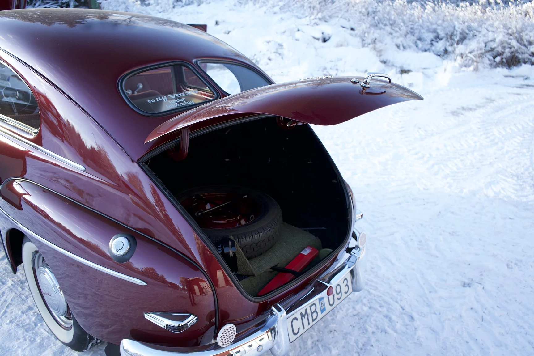 Interior image of 1953 Volvo PV444 DS (52)