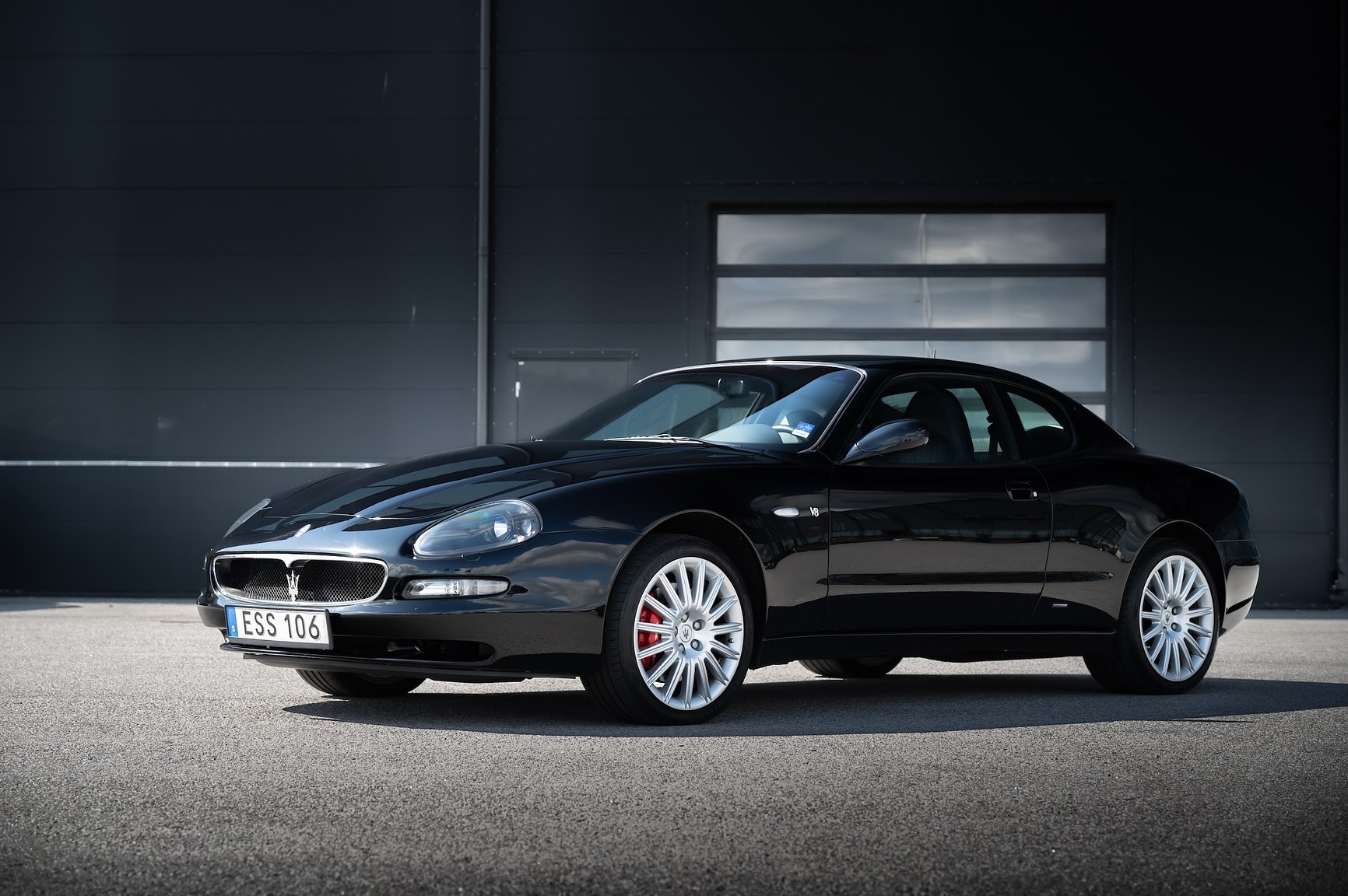 Exterior image of 2004 Maserati Coupé 4.2 V8 Cambiocorsa