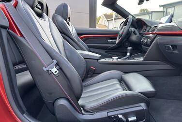 Interior image of 2018 BMW M4 Competition Convertible F83 Manual