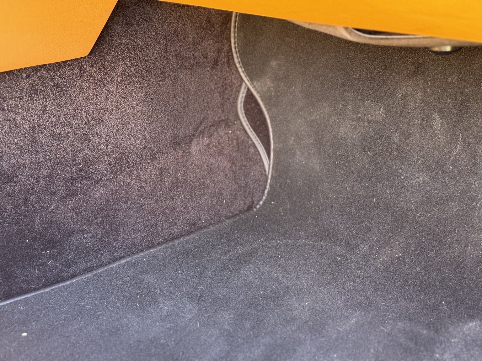 Interiörbild 2015 Aston Martin DB9 Volante