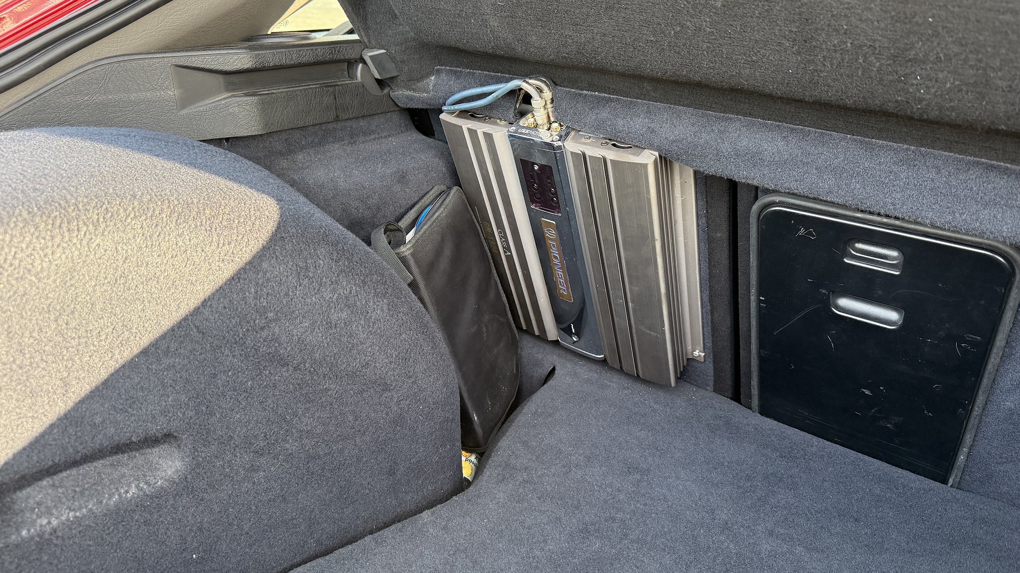 Innenraumfoto von 1992 Audi quattro S2 Abt C5