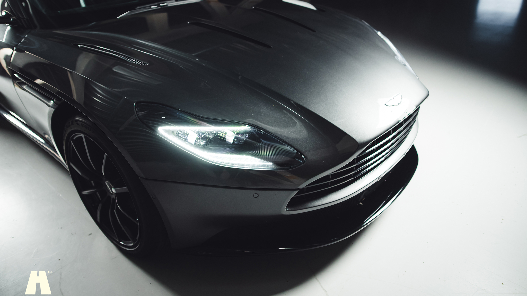 Aussenfoto 2019 Aston Martin DB11 AMR (11)