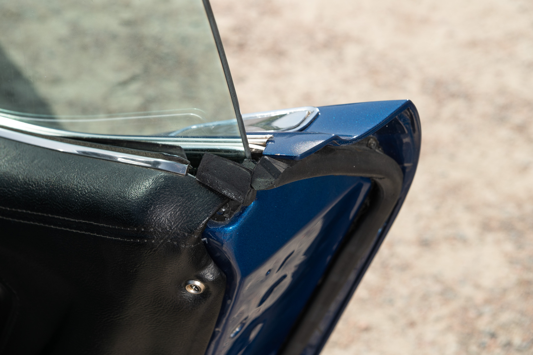 Interior image of 1973 Corvette C3 Stingray (20)