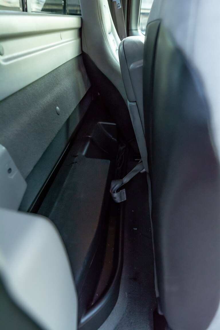 Interior image of 2000 FORD F-150 SVT Lightning