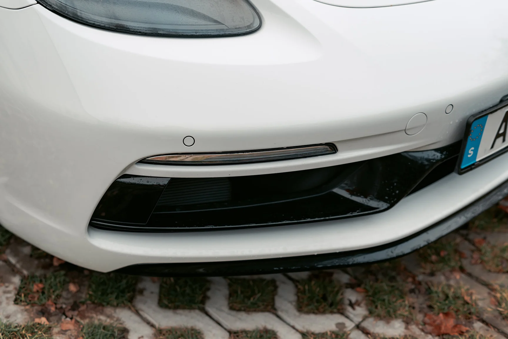 Exteriörbild på 2017 Porsche 718 Cayman S (32)