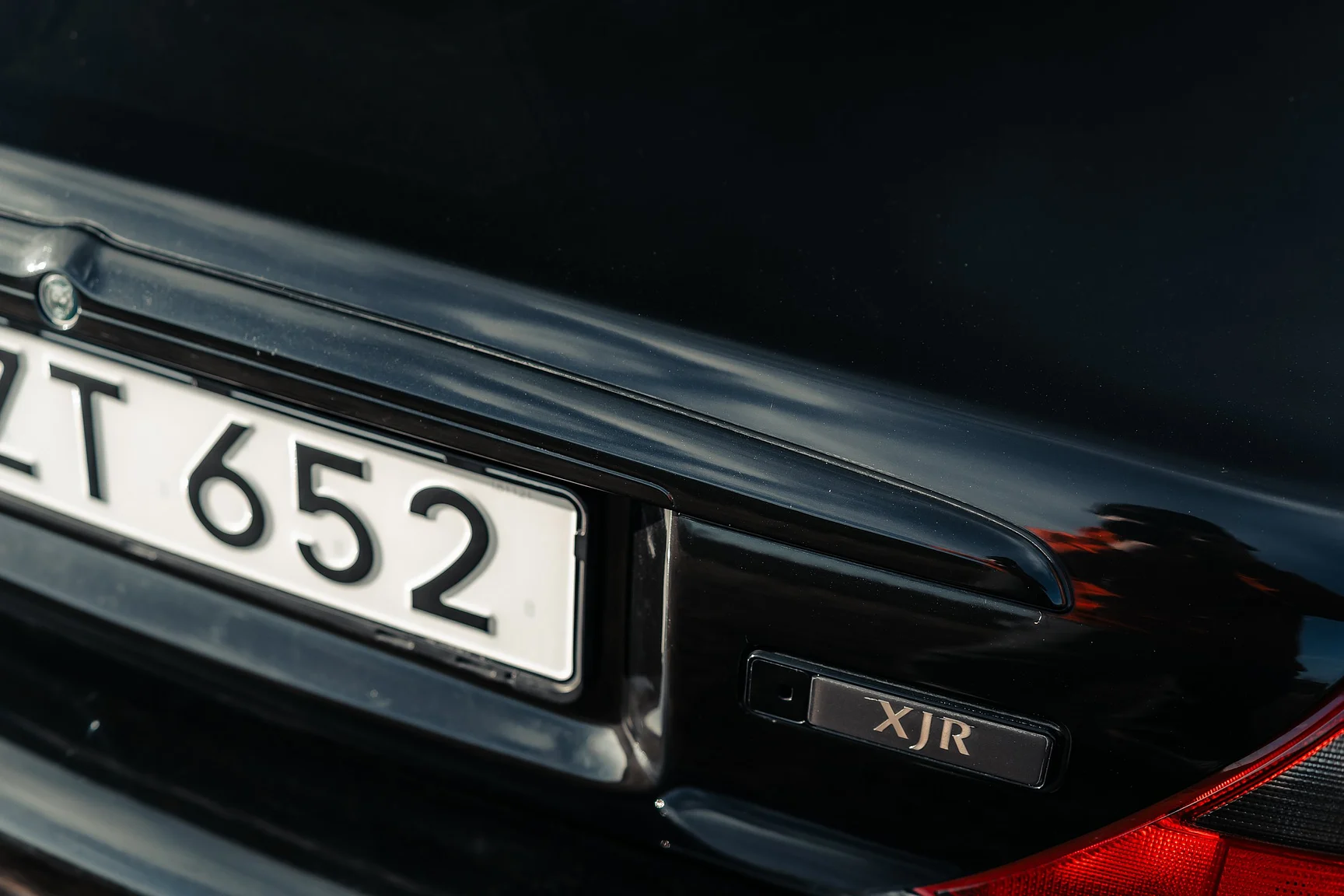 Exteriörbild på 1997 Jaguar XJR 4.0 Kompressor NO RESERVE (53)