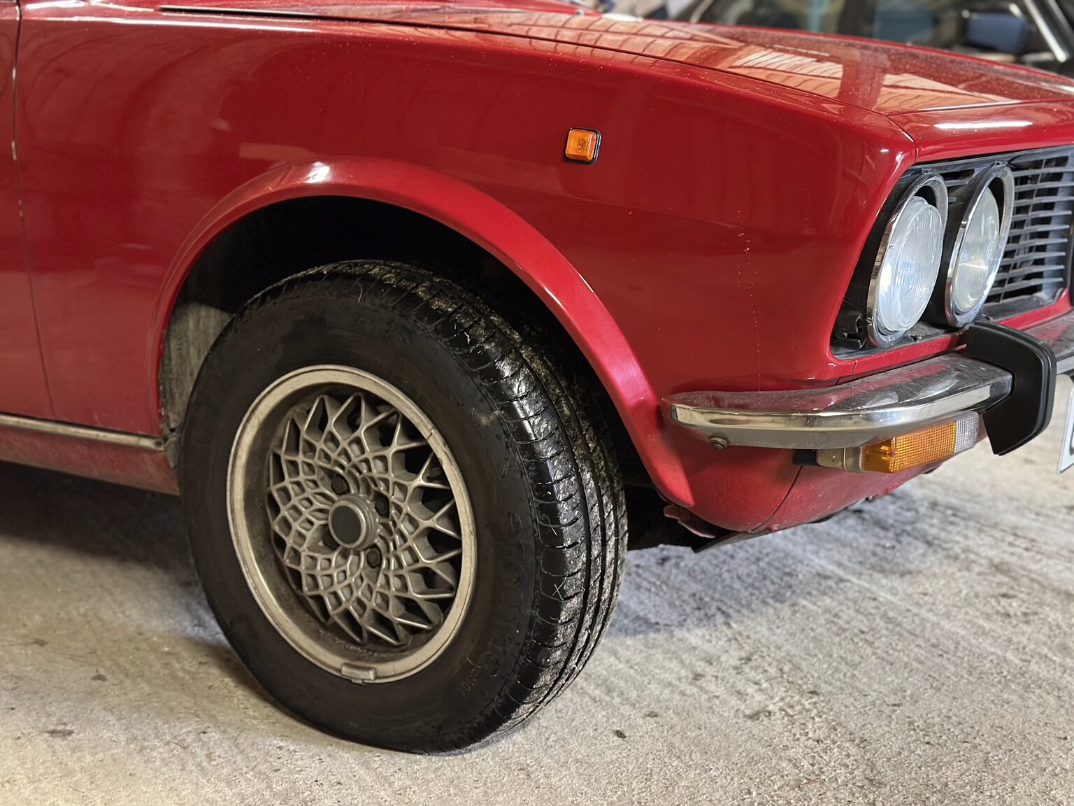 Exterior image of 1977 Alfa Romeo Alfetta