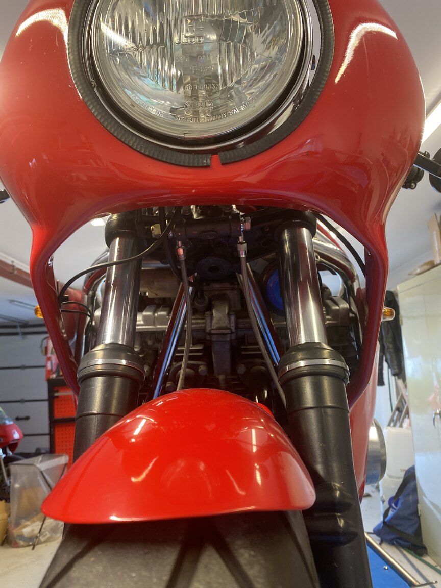 Exterior image of 1983 Nico Bakker Suzuki 1100 