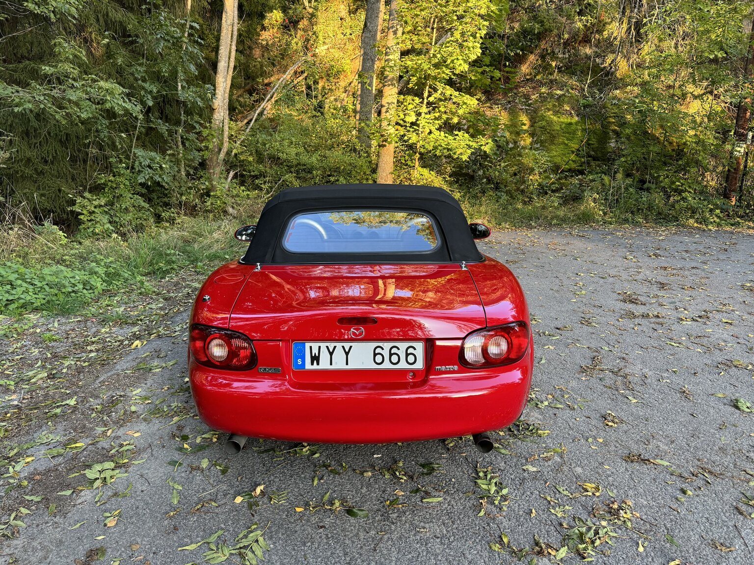Exterior image of 2004 Mazda MX-5