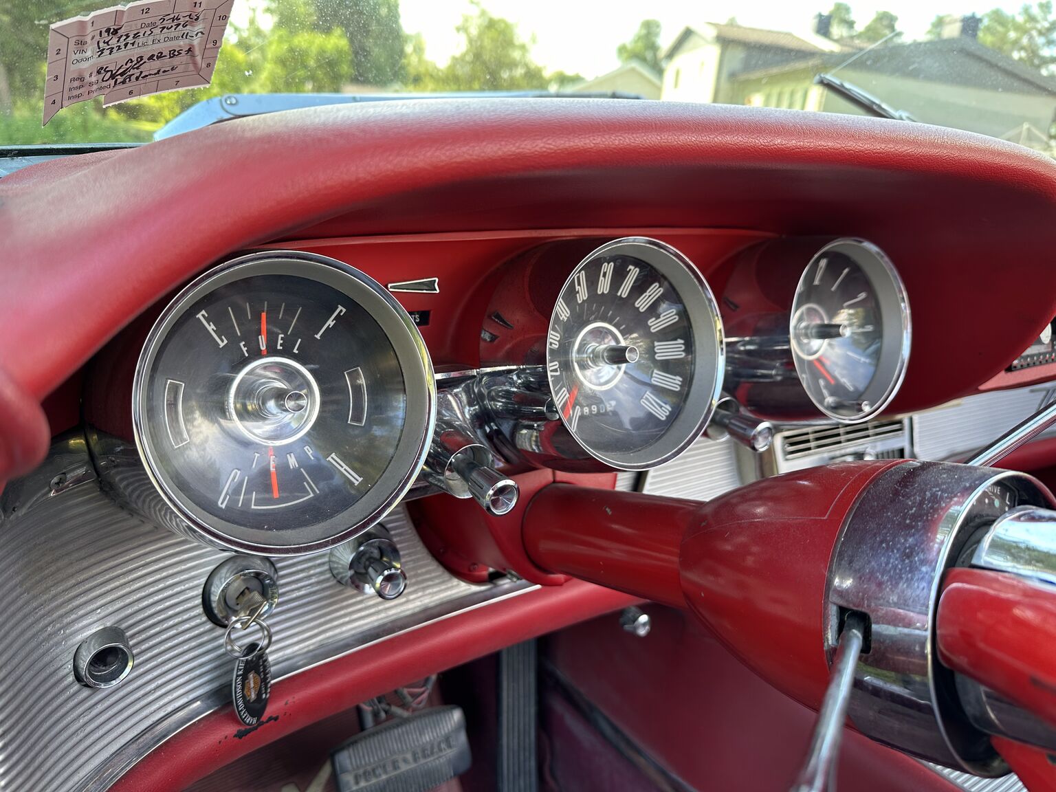 Interiörbild 1961 Ford Thunderbird Convertible
